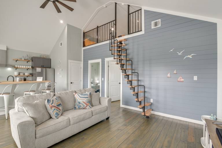 Pool Access, Deck + Patio: Bolivar Peninsula Gem — photo 5