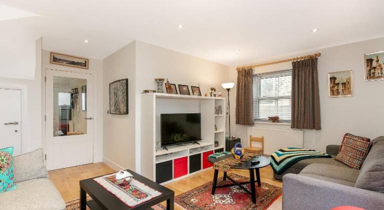 Rental apartment with 3 rooms for 6 persons — photo 2