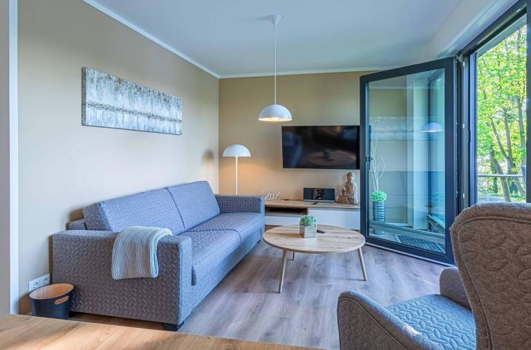 Willkommen in der 5-Sterne Ferienwohnung Goldhornisse direkt am Krakower See. — photo 2