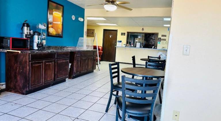 Rodeway Inn Winslow I-40 — photo 4