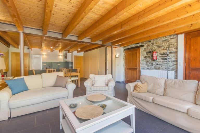Country House 'Casa Guillem 3' with Lake View, Wi-Fi and Air Conditioning — photo 2
