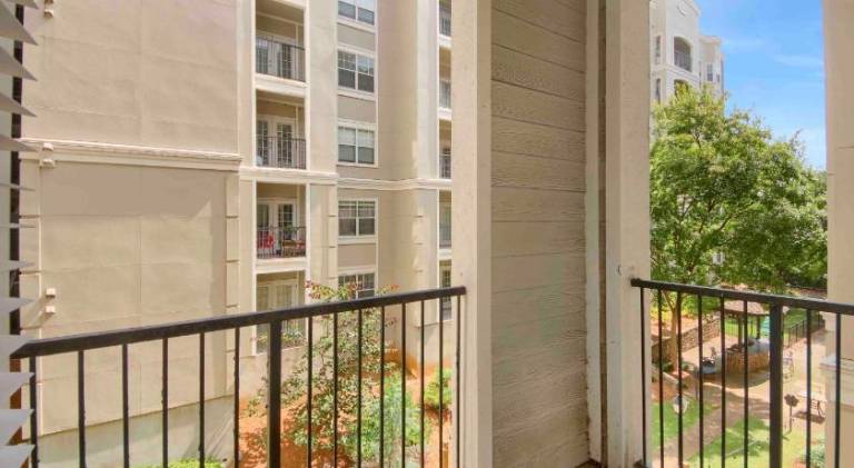 Rental apartment | Next to Bank of America Plaza — photo 4