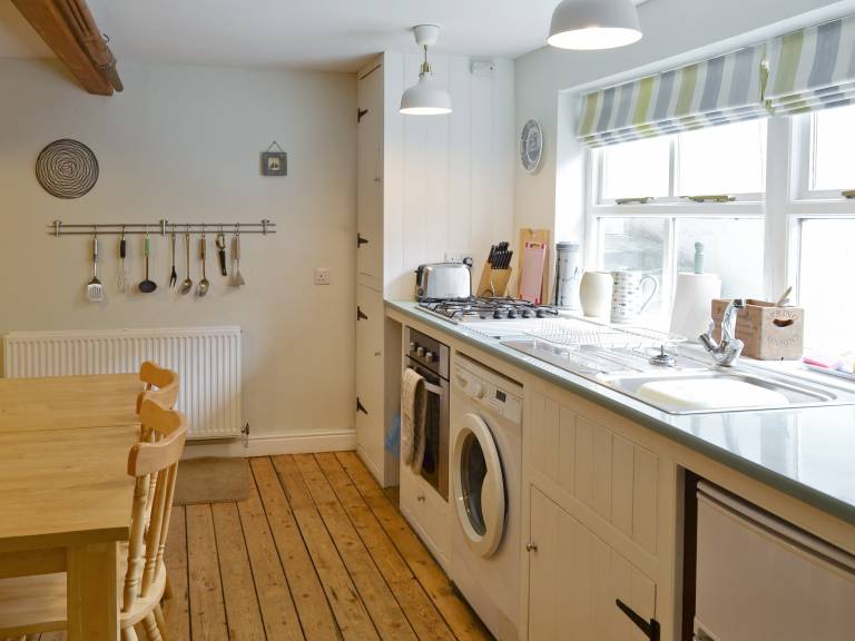 Family-oriented lovely cottage | Close to the beach | Pets allowed — photo 4