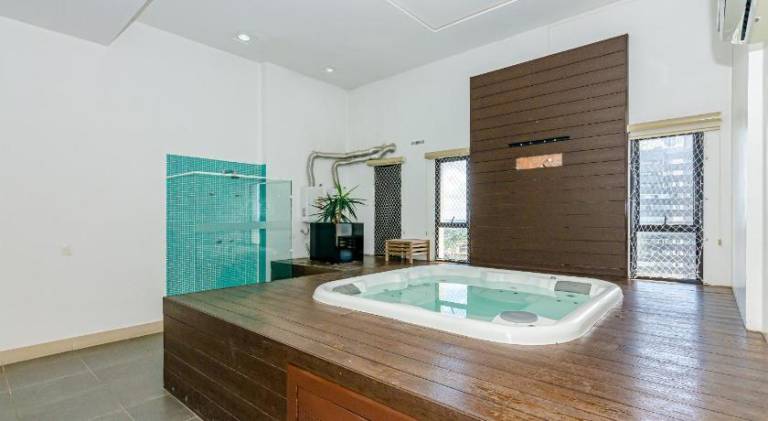 Sky Batel - Apartamentos UROOMS — photo 4
