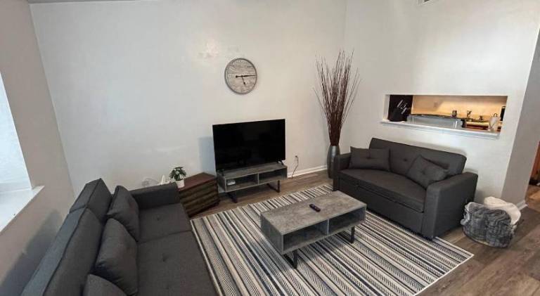 Vacation home | Perfect for remote work | Pets are welcome in Tallahassee, FL