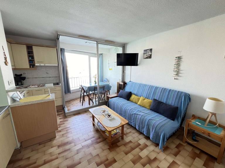 Studio with 1 room for 4 persons — photo 4