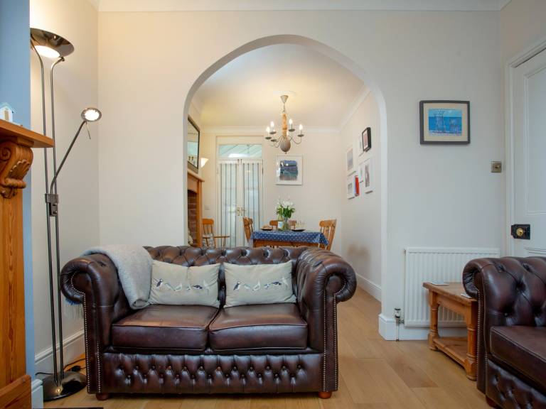 Family-friendly nice cottage with garden | River view | Pets allowed — photo 4
