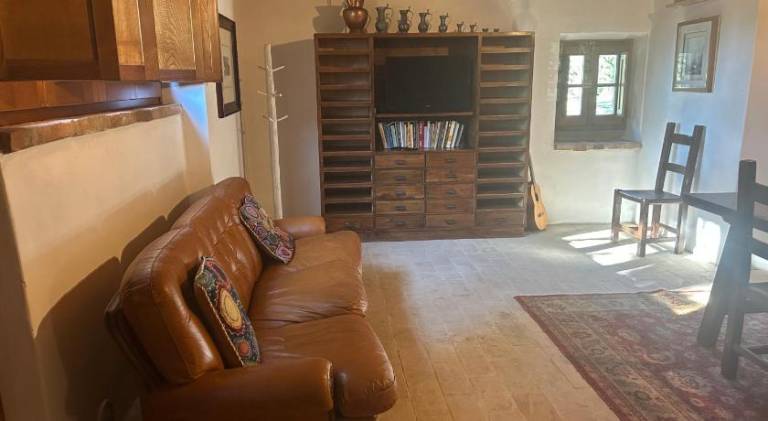 Vacation home with private pool, garden & grill — photo 2