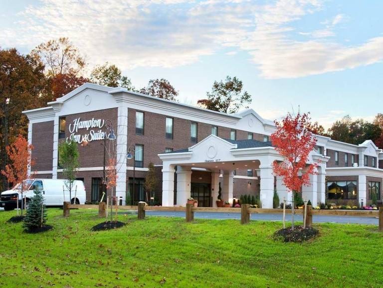 Hampton Inn & Suites Hartford/Farmington in Farmington, CT