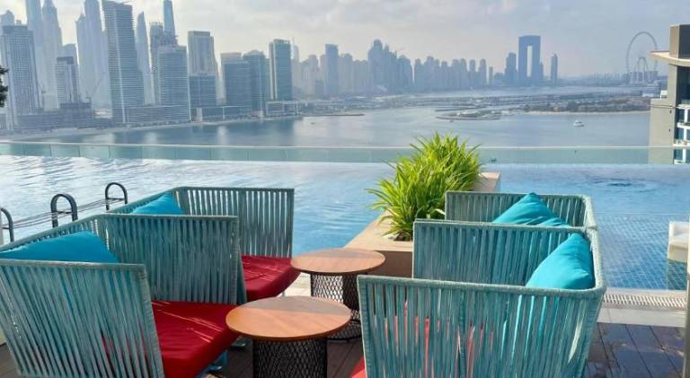 Holiday apartment with pool & patio | Near Palm Jumeirah — photo 3