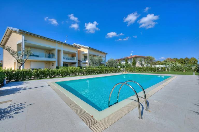 Ferienwohnung mit Hund inPeschiera del Garda Gardasee f&uuml;r max. 5 Personen