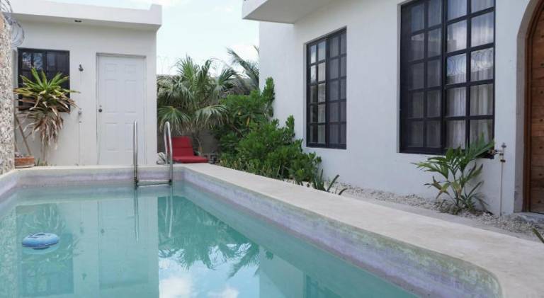 Vacation home with pool | Pets are welcome — photo 5