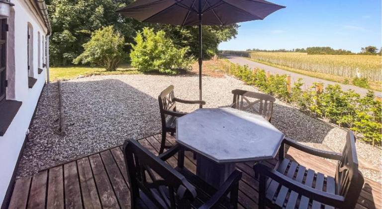 House with 2 rooms for 4 persons — photo 4