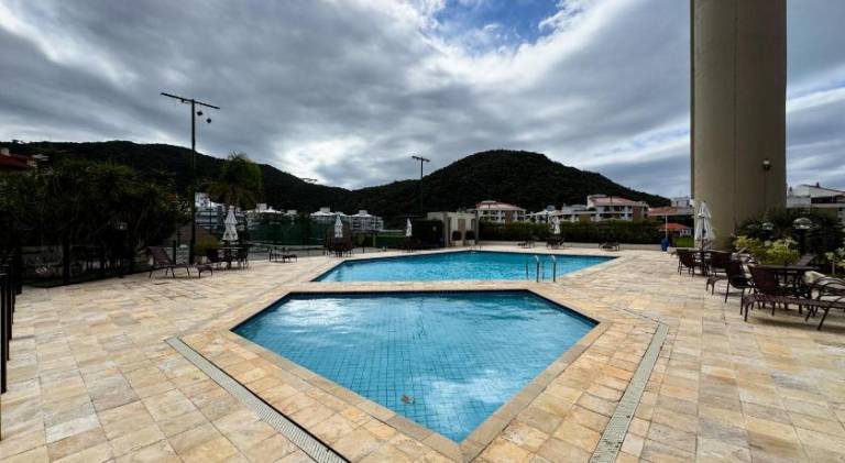 Holiday apartment with pool — photo 2
