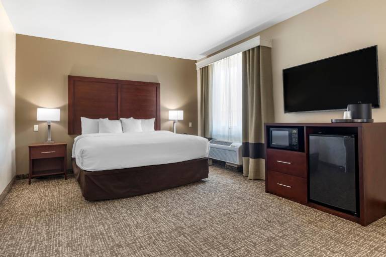 Comfort Suites Plano - Dallas North in Plano, TX