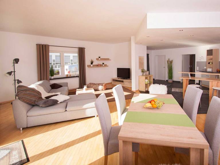 Ferienwohnung Auszeit mit Privatterrasse und WLAN