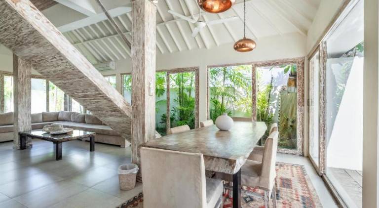 Villa with hot tub, patio & private pool | Good for workation — photo 5