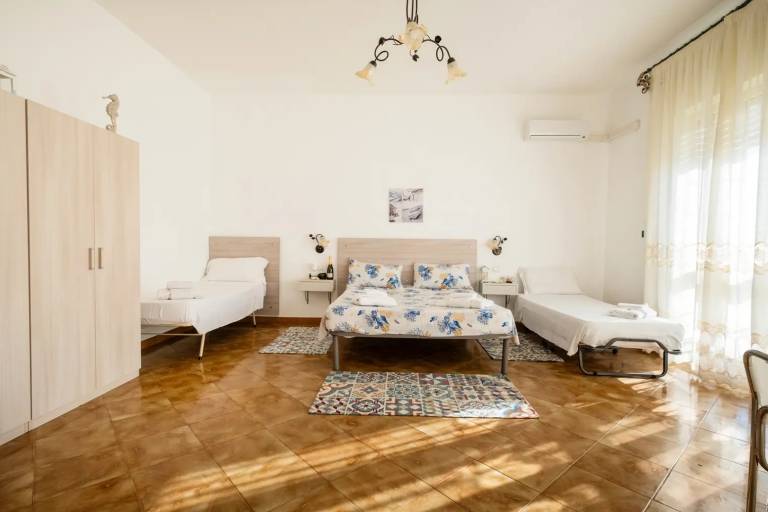 Private room with terrace | Sea view — photo 2