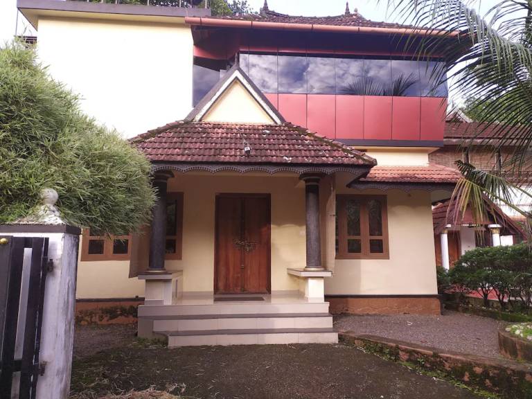 Bed and breakfast  Pathanamthitta