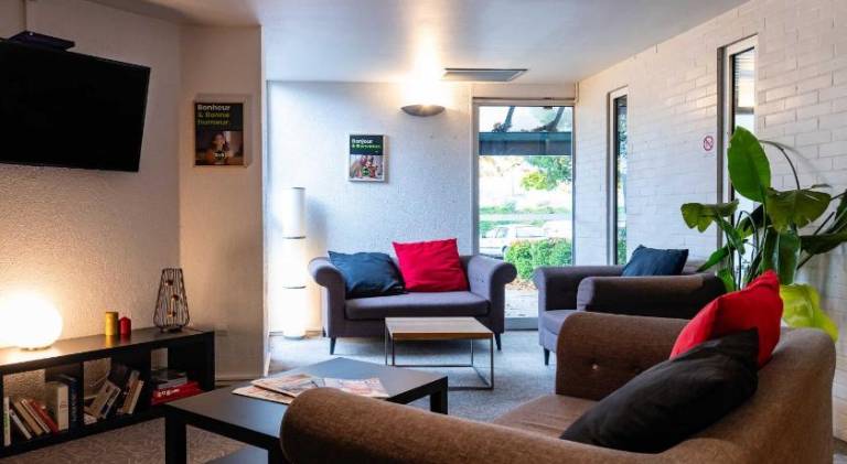 B&B HOTEL Grenoble Universite 2 — photo 4