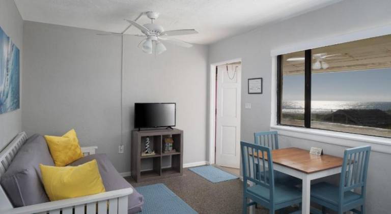 South Beach Inn - Cocoa Beach — photo 2