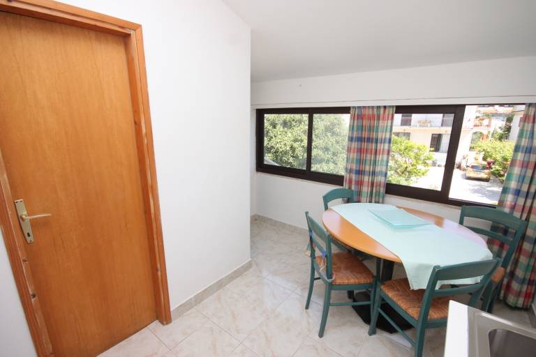 Studio with garden, terrace & grill — photo 4
