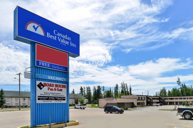 Canadas Best Value Inn Whitecourt in Whitecourt, AB