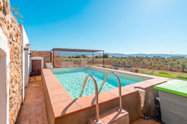 Charming cottage with barbeque, terrace & private pool | Mountain view | Pets allowed — photo 5