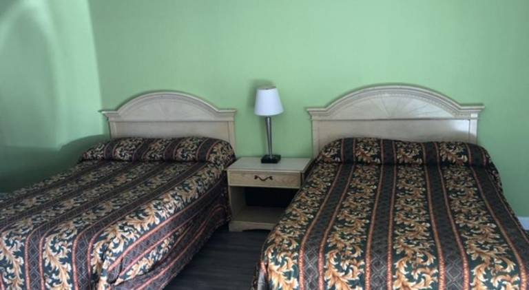 Flamingo Beach Inn in Biloxi, MS