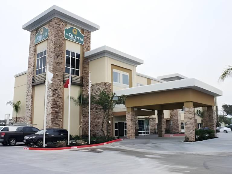La Quinta Inn & Suites by Wyndham Rockport - Fulton in Rockport, TX