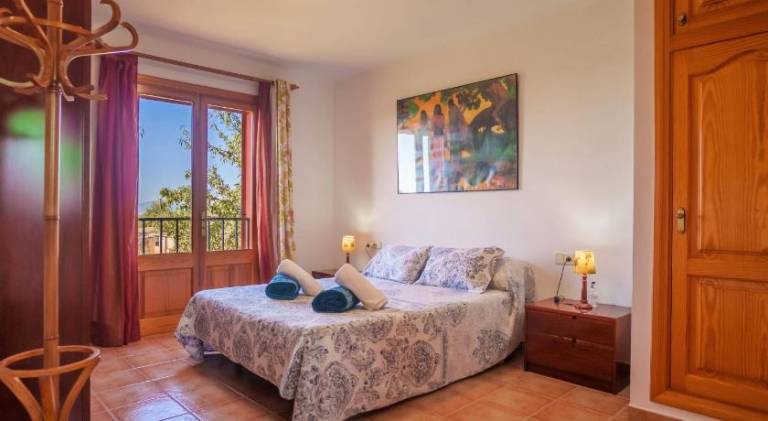 Fully equipped villa with grill, private pool & patio | Dogs allowed — photo 2