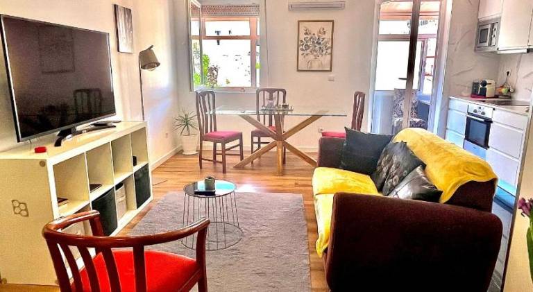 Holiday apartment | Next to Monastery of Serra do Pilar in Porto