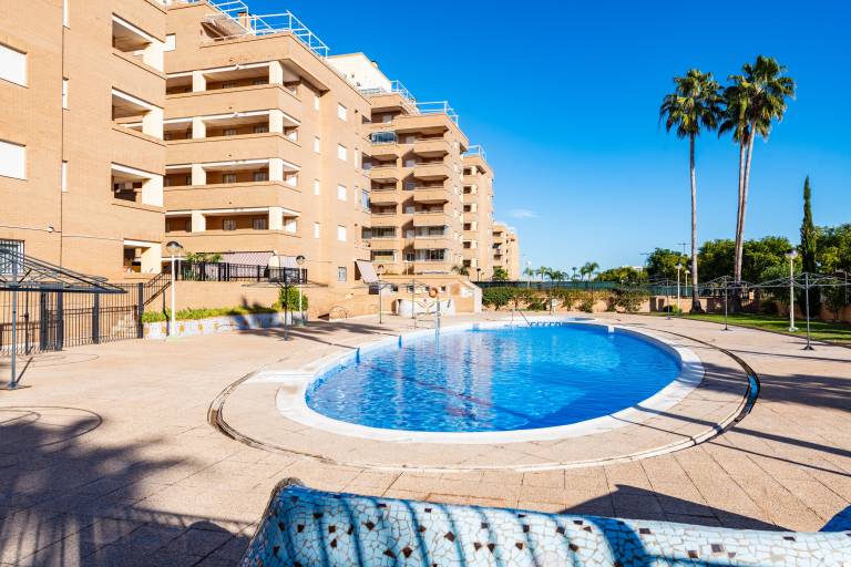 Quintana's Home Oropesa Del Mar: Holiday House with Pool, Wi-Fi & Air Conditioning in Oropesa del Mar