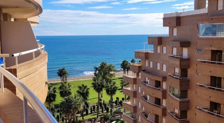 Rental apartment with pool in Oropesa del Mar