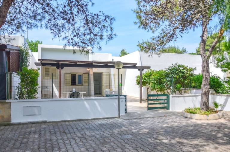 Vacation home with terrace — photo 3