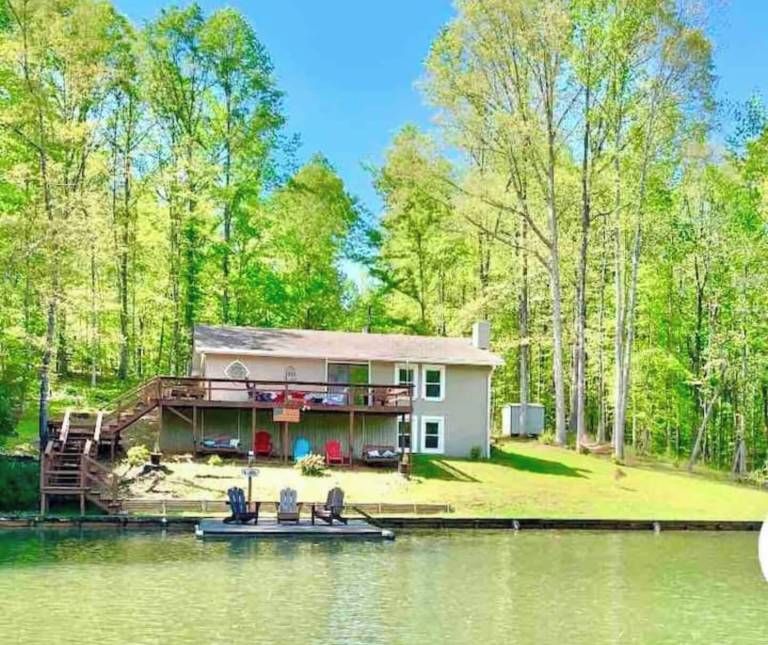 Cabin Jacksons' Gap