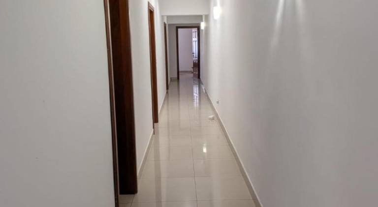 Rental apartment with patio — photo 5