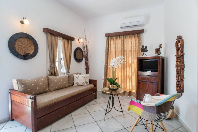 Apartment In A Hotel 'Sun Rock Boutique - Villa Menexes' with Sea View, Wi-Fi and Air Conditioning — photo 5