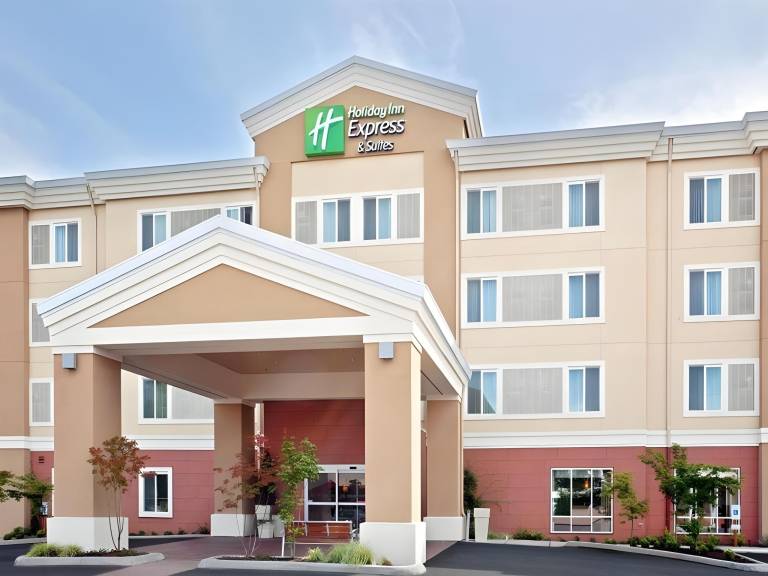 Holiday Inn Express Hotel & Suites Marysville By IHG in Marysville, WA