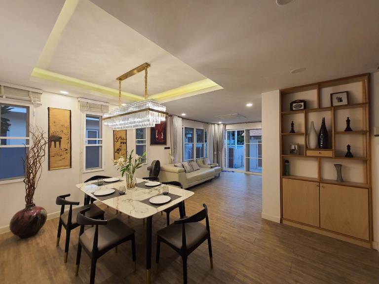 4-Bedroom Pool Villa in Pattaya City Center Next to Hollywood - 19 — photo 4