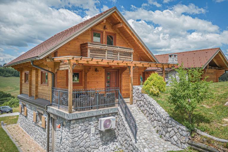 Chalet  Tajhte