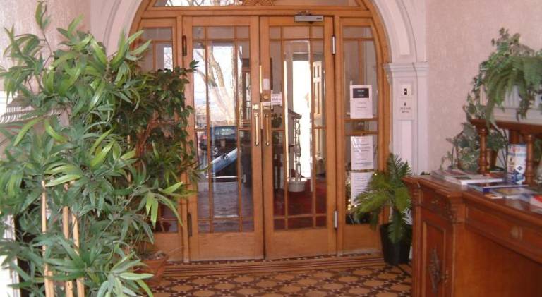 Terrace hotel — photo 5