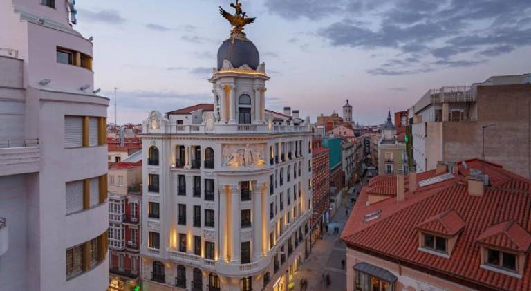 Edificio Fenix by Plaza Mayor Apartamentos — photo 5