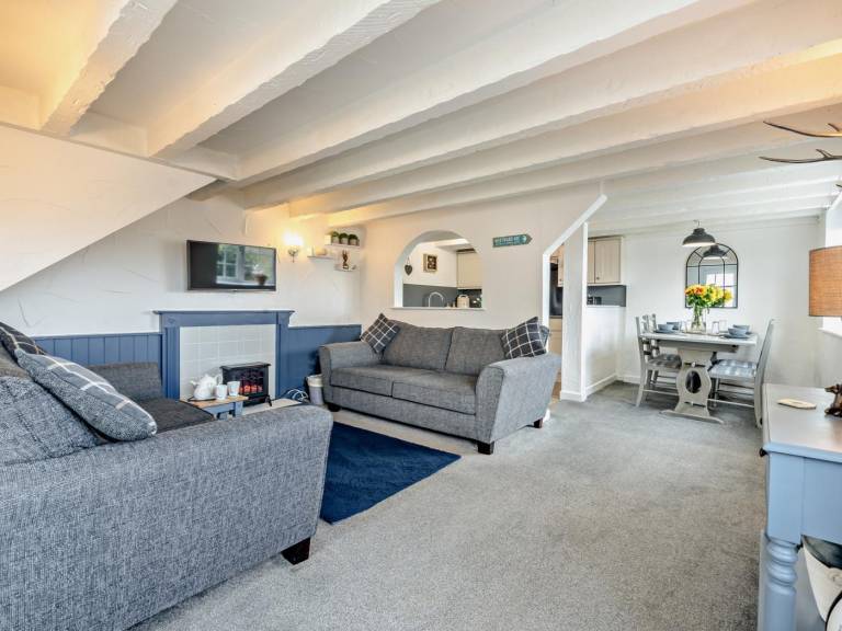 Cottage with pool & garden in Bideford