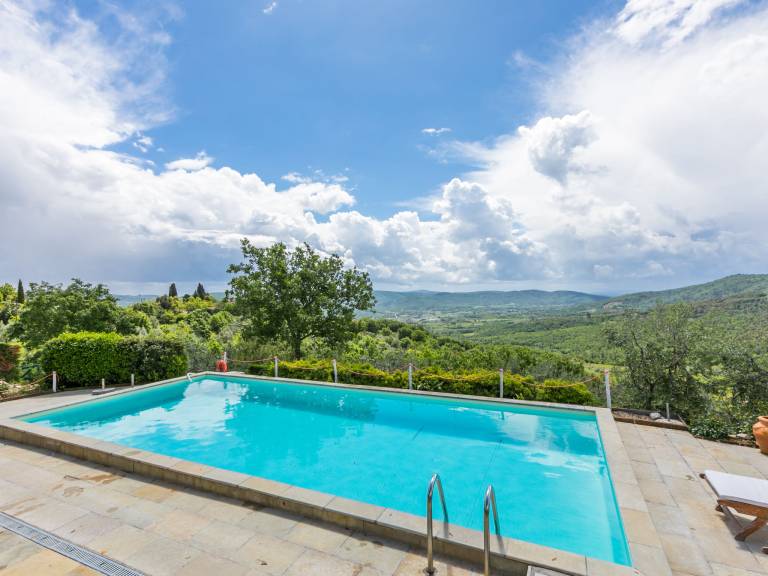 Rental apartment with pool, terrace & BBQ | Nature view — photo 4