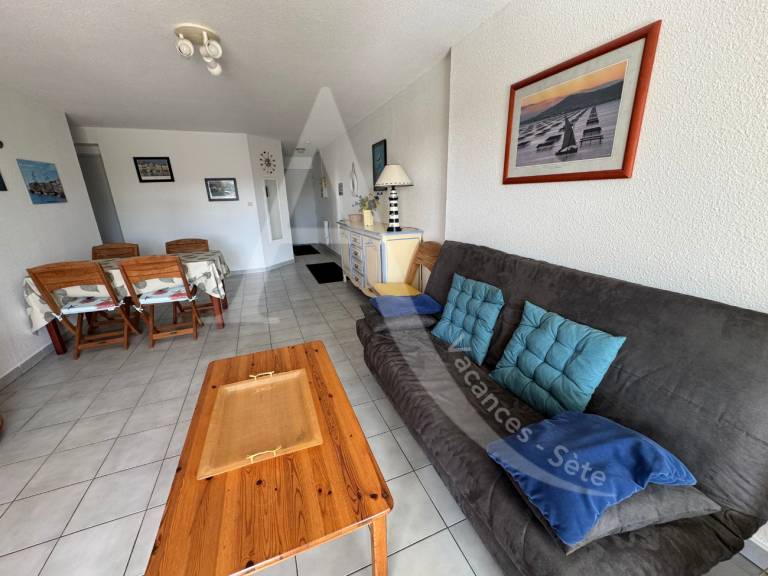 Fully equipped holiday apartment with terrace | Close to the beach | Pets allowed — photo 3