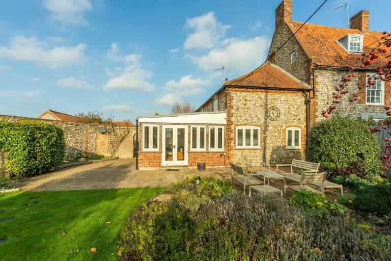 Cottage Houghton