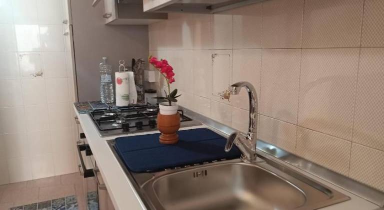 Holiday apartment with 3 rooms for 5 persons — photo 4