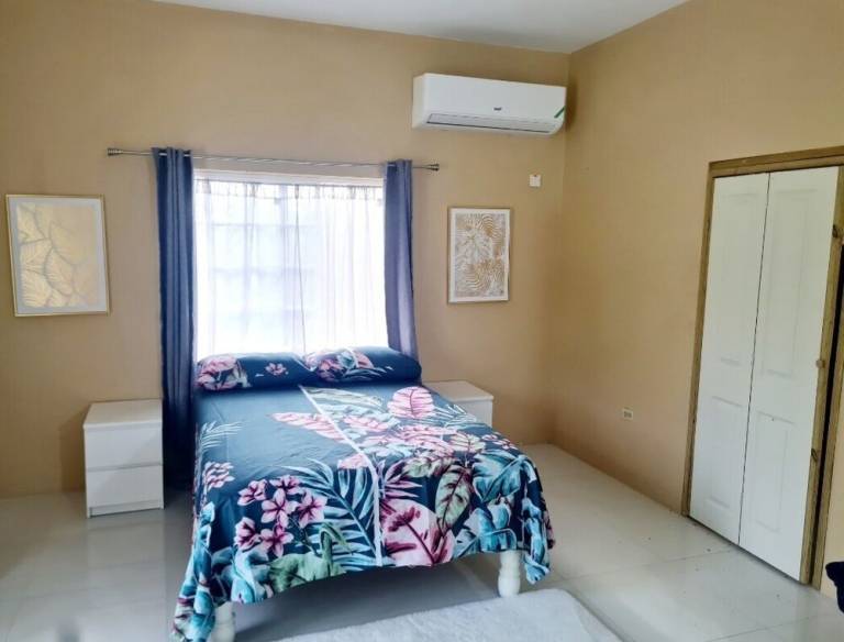 House Ocho Rios