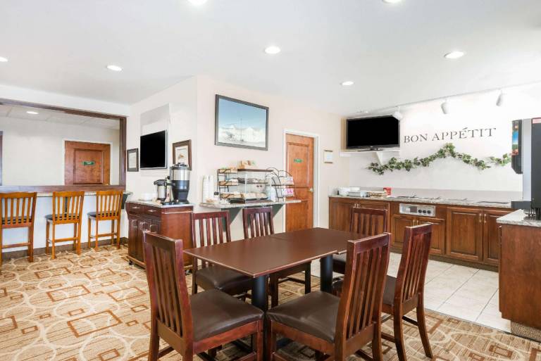 Hawthorn Extended Stay by Wyndham Seville — photo 5